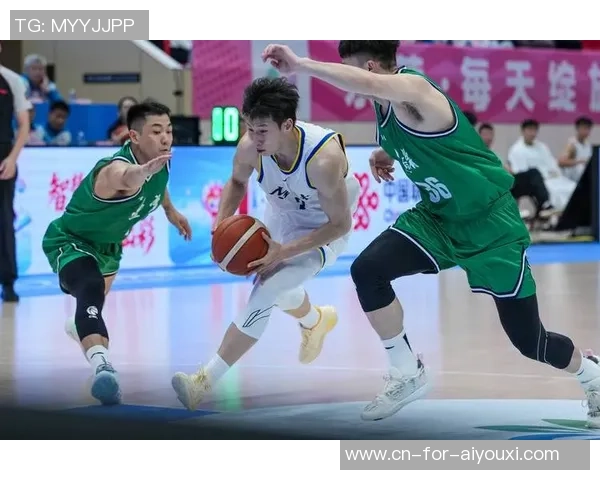 篮球——男人成人组小组赛：辽宁胜吉林